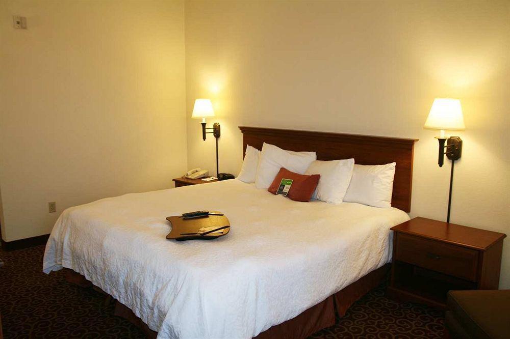 Hampton Inn Eagle Pass Værelse billede